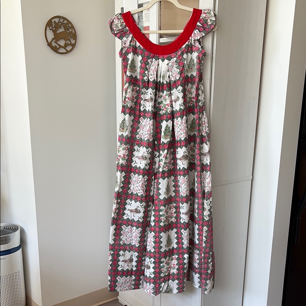 Vintage Reyn’s Hawaiian Christmas Muumuu